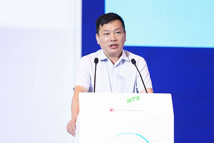 国务院扶贫办开发指导司副司长杨瑞华在2018湘湖对话的演讲