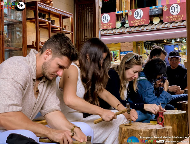 欧洲旅游媒体采访团走进雪山古城 丽江多元魅力绽放世界舞台